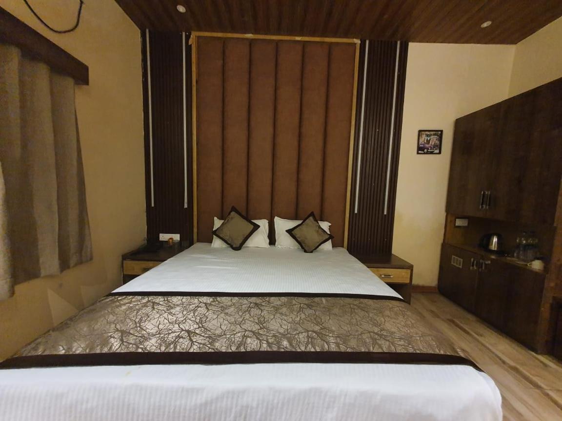 Focus Club And Resort 란치 외부 사진